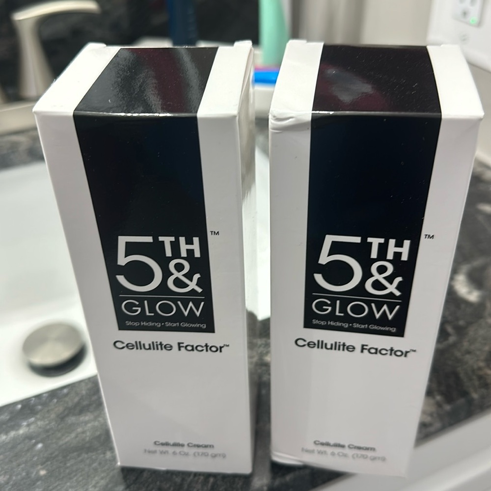 5th & Glow cellulite factor.  6 oz.  New in box. Never opened. .
